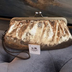 Brand New Authentic Coach Clutch/ Wristlet